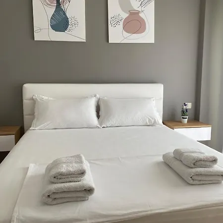 Cheerful 2-bedroom In * Golem (Tirana)