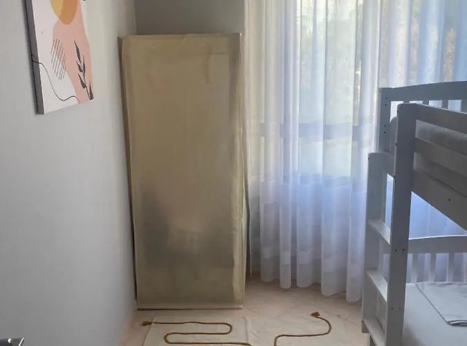 Cheerful 2-bedroom In