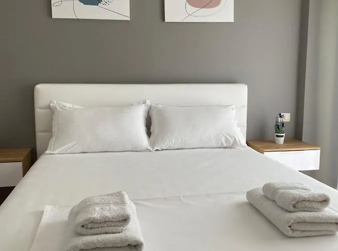 Cheerful 2-bedroom In * Golem (Tirana)