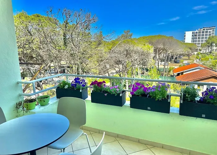 Cheerful 2-bedroom In Golem (Tirana)